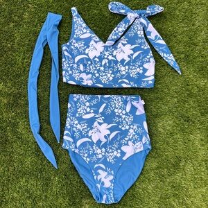 Baiia Tahiti reversible bikini top, bottom & 2 ties swimsuit size 8 US
